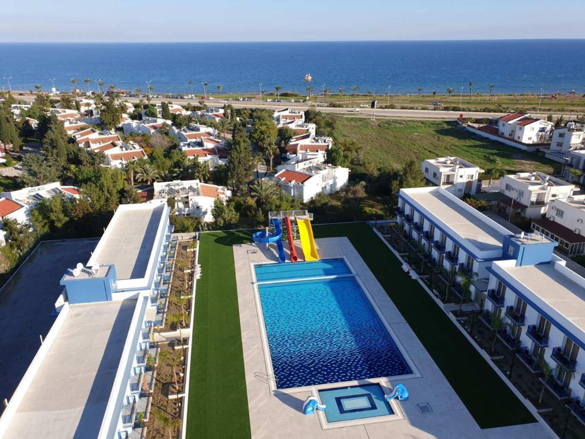 Royal Life Poseidon B Appartement Agios Georgios  Buitenkant foto